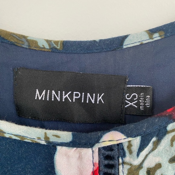 Beautiful MINKPINK Maxi Dress - Picture 3 of 13